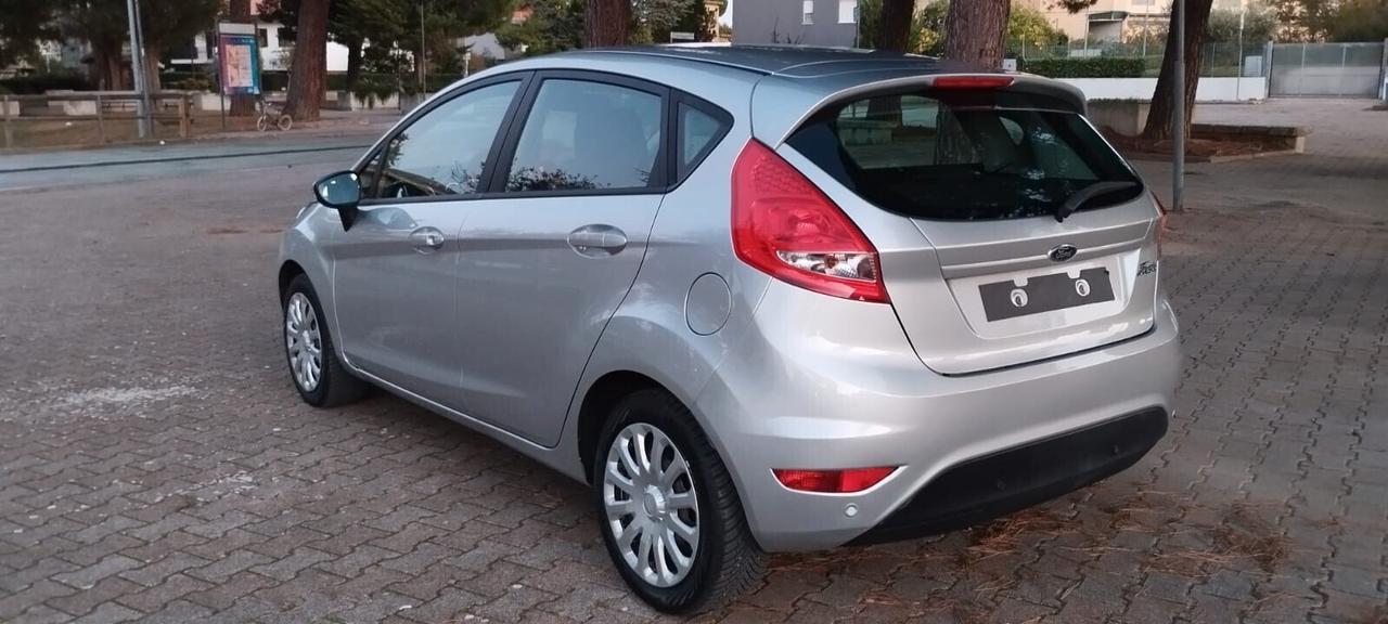 Ford Fiesta 1.2 16V 82CV 5p. Titanium Bs.