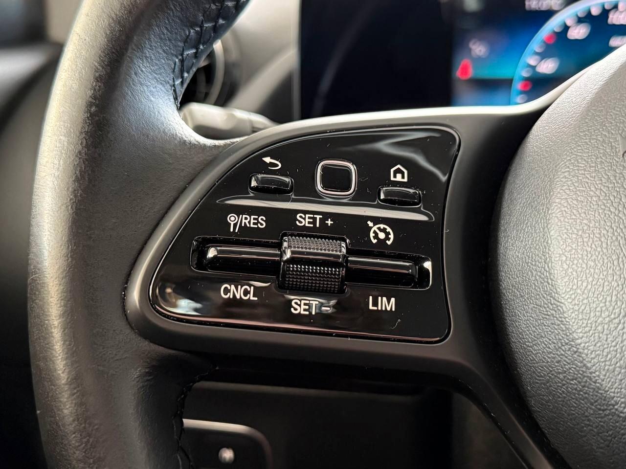 Mercedes-benz GLA 200 d Automatic Business