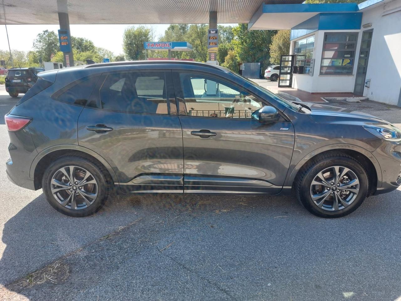 Ford Kuga 2.5 Plug In Hybrid 225 CV ST-Line X