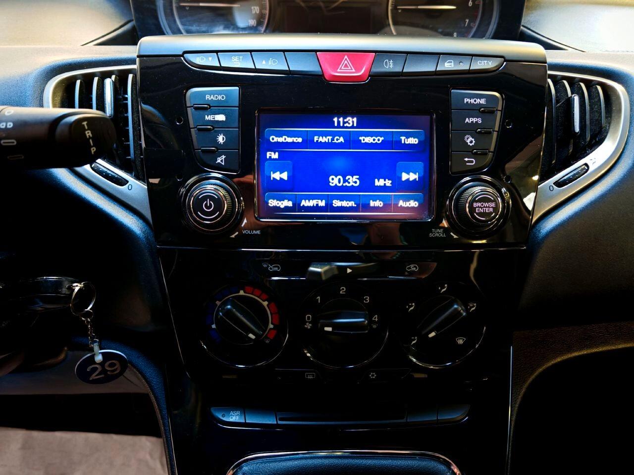 Lancia Ypsilon 1.2 GPL Gold