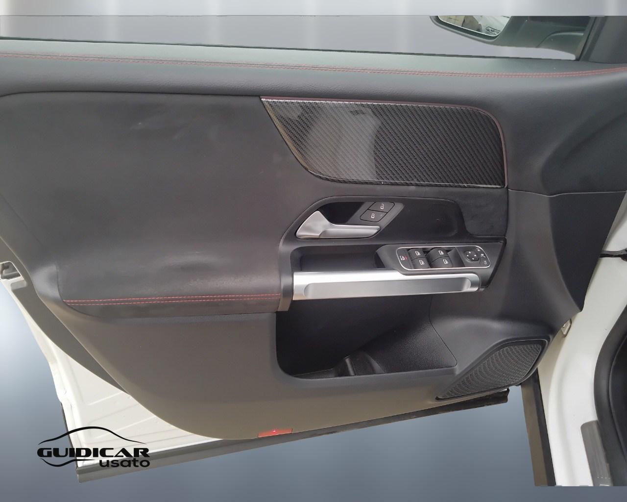 Mercedes-Benz GLB - X247 2019 - GLB 200 d Premium auto
