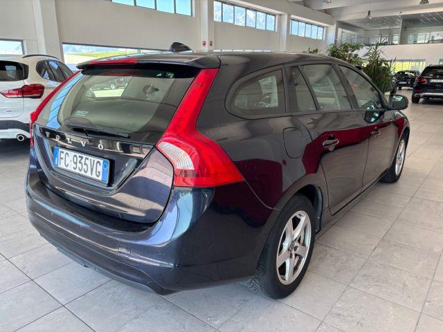 VOLVO V60 D3 Geartronic Business