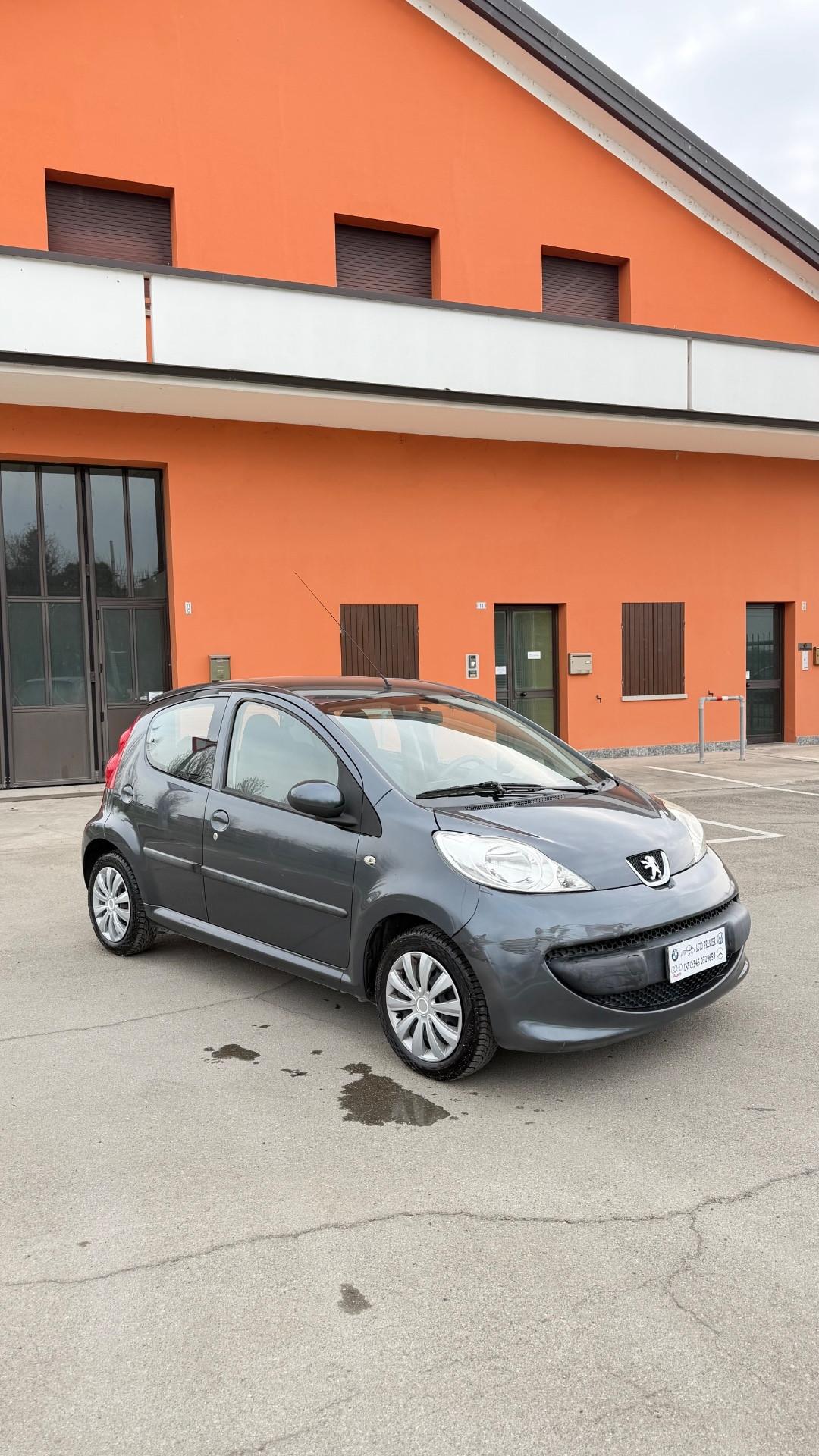 Peugeot 107 1.0 68CV 5p. Plaisir