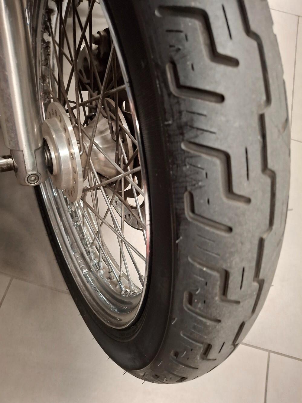 Harley-davidson 883 Sportster XL 2