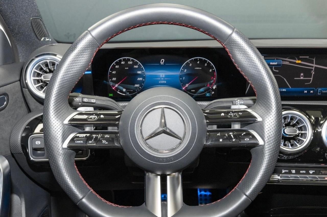 Mercedes-benz A 180 Automatic Premium AMG Line Benzina Tetto