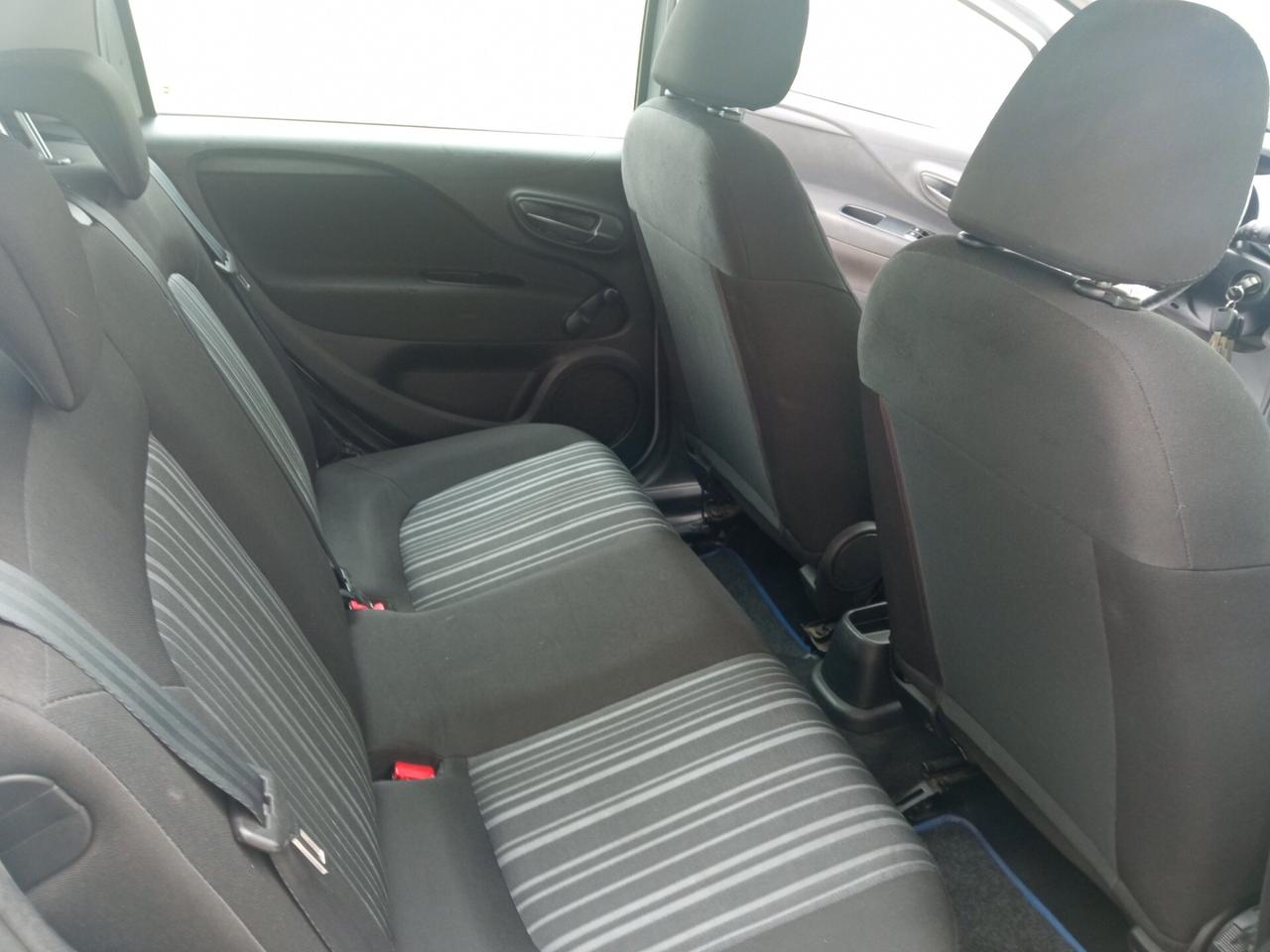 FIAT PUNTO EVO 1.2 OK NEOPATENTATI