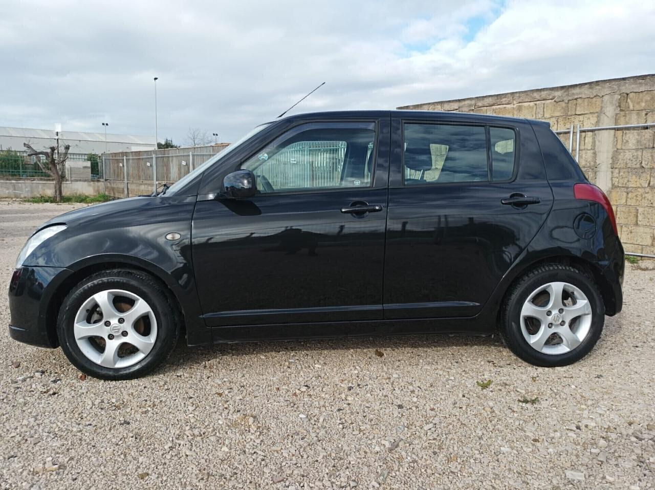 Suzuki Swift 1.3 5p. GLX
