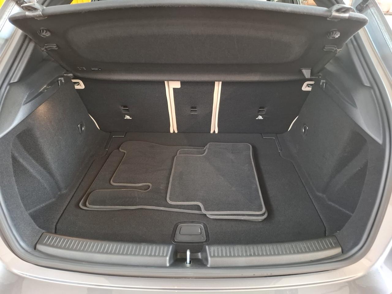 Mercedes-benz A 200 Premium full optional