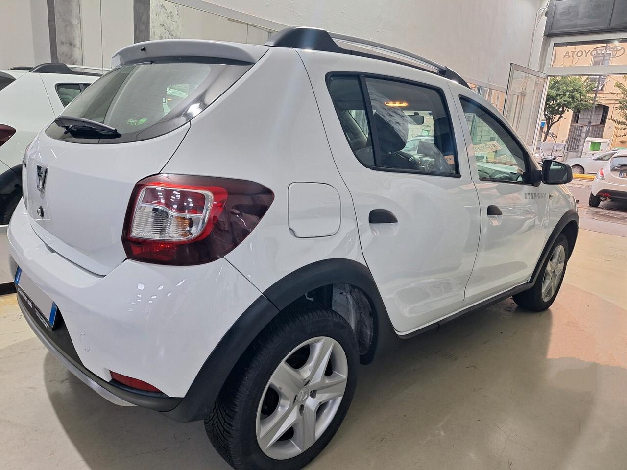 Dacia Sandero Stepway 900 GPL (NUOVO) 90cv Prestige