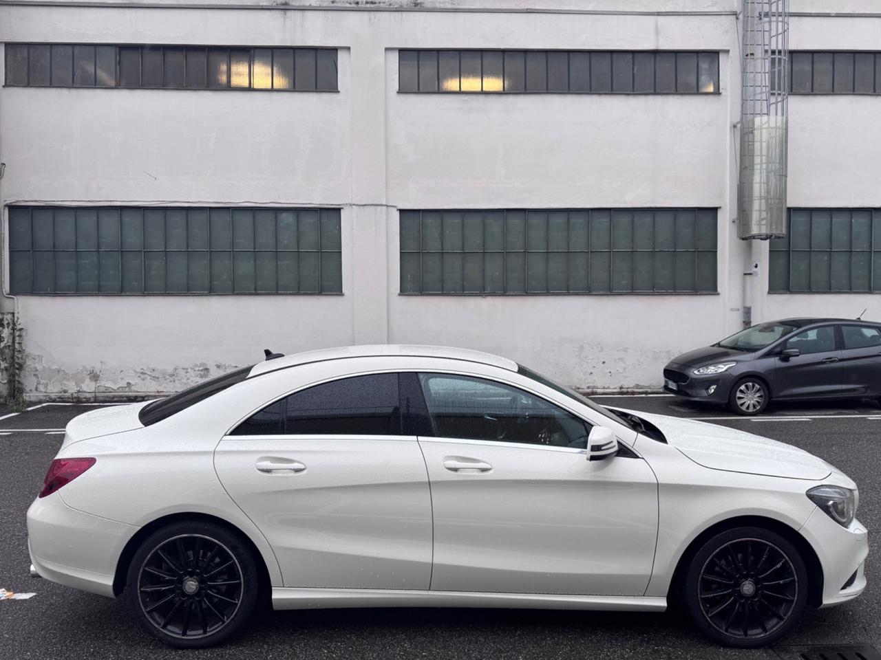 Mercedes-benz CLA 200d Automatico 2016