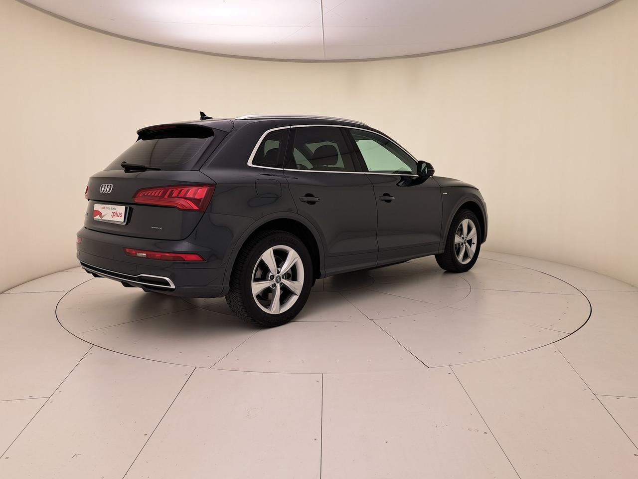 Audi Q5 55 2.0 tfsi e business quattro 367cv s-tronic