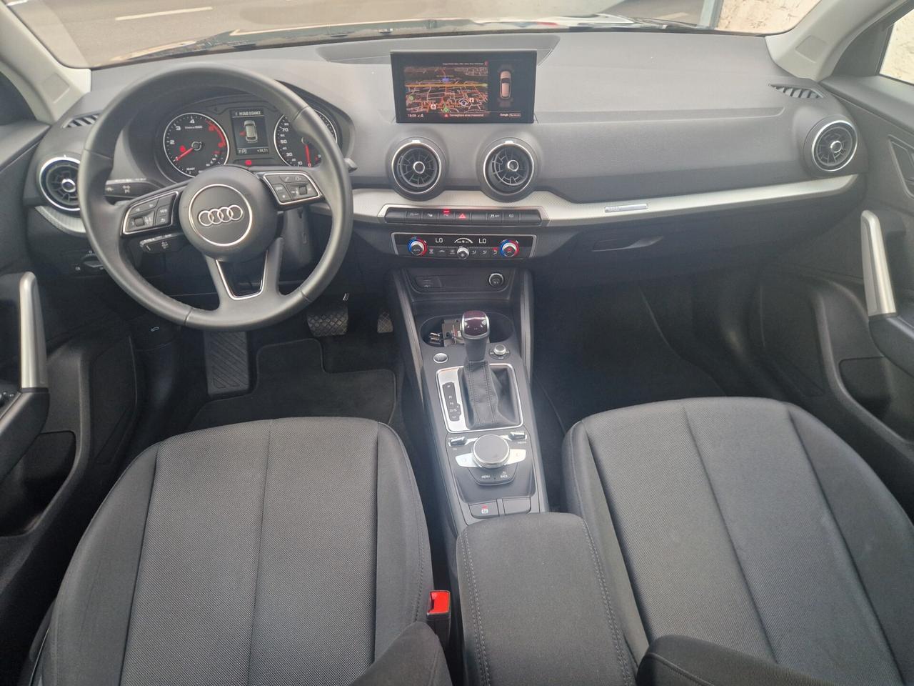 Audi Q2 30 TDI S tronic Business Advanced