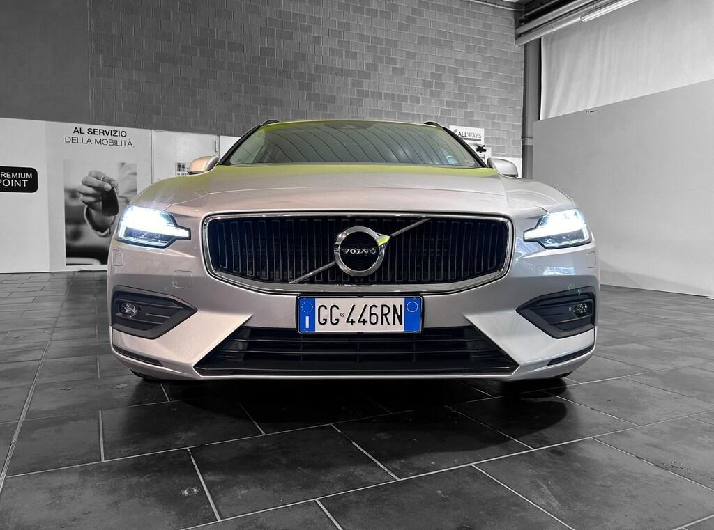 Volvo V60 2.0 B4 Momentum Business Pro