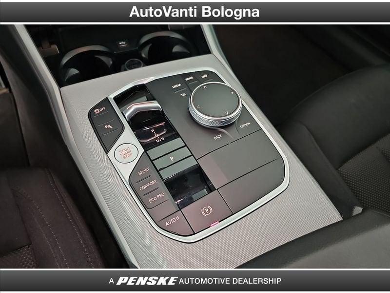 BMW Serie 3 320d 48V Touring Business