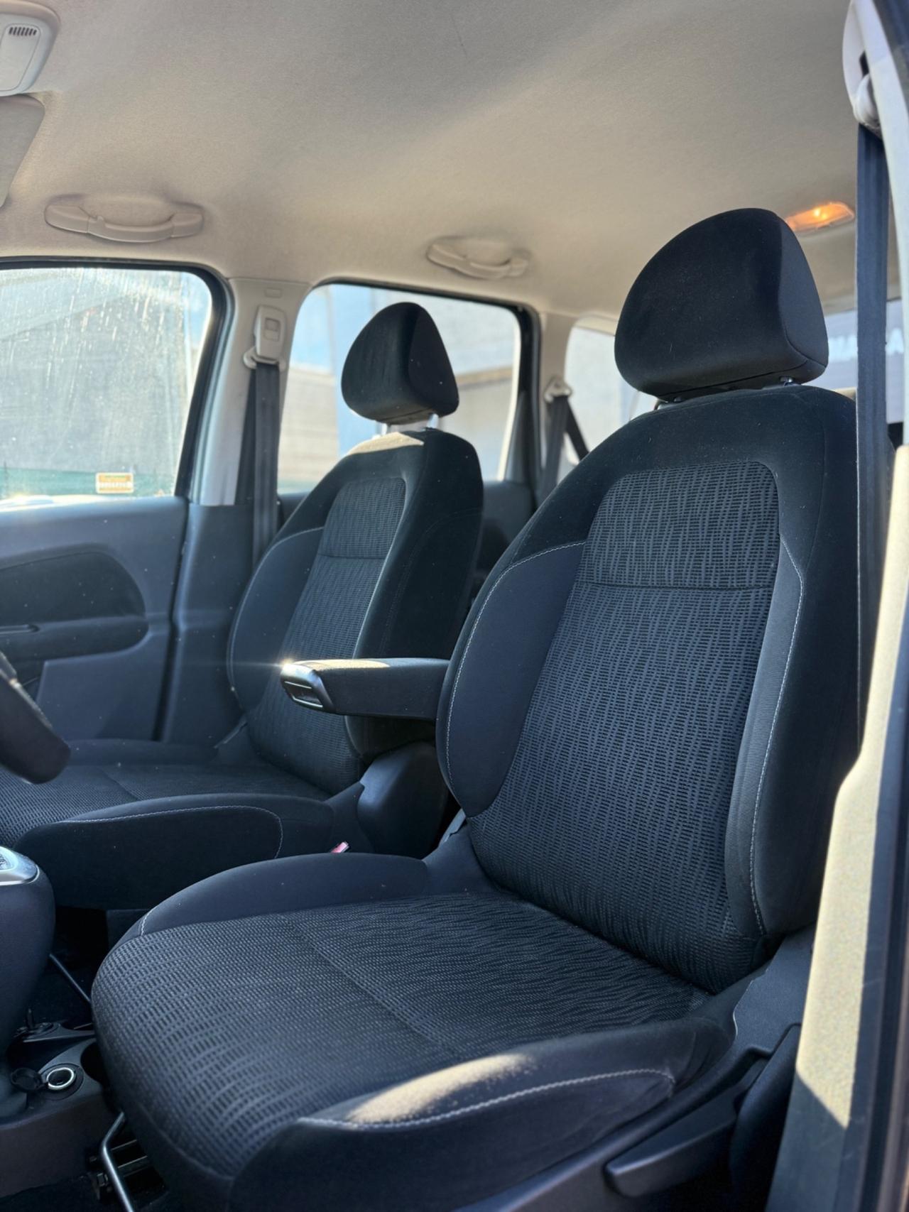 Citroen C3 Picasso 1.6 HDi 90 Exclusive