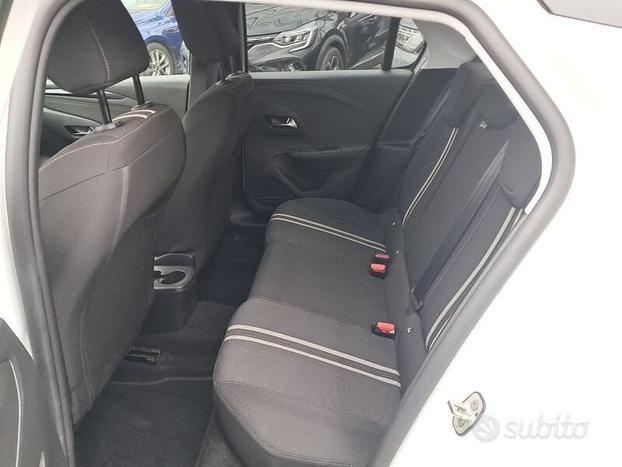 Opel Corsa 1.2 Design & Tech