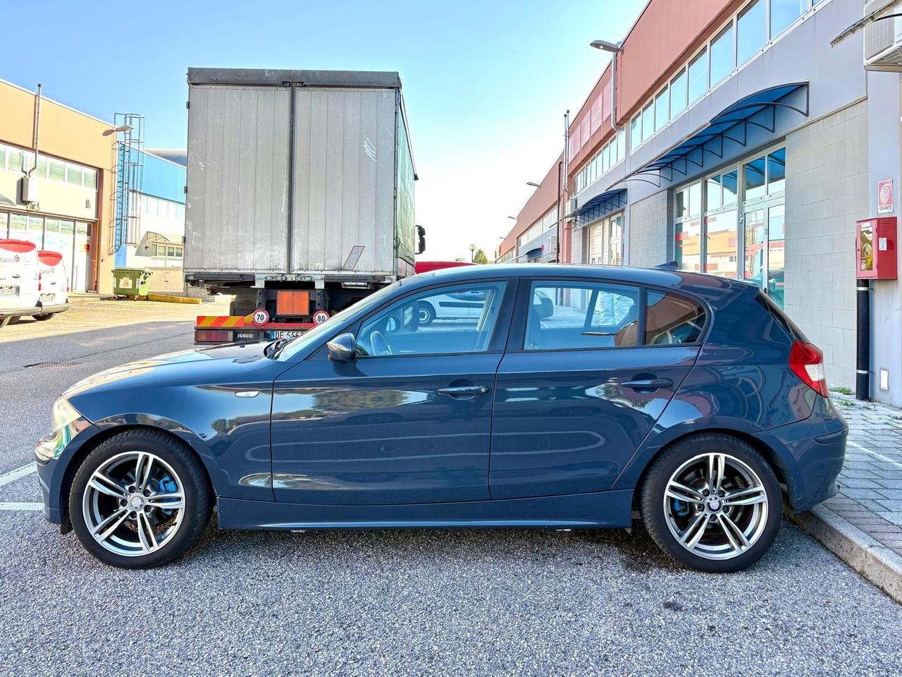 Bmw 118 118d cat 5 porte Eletta