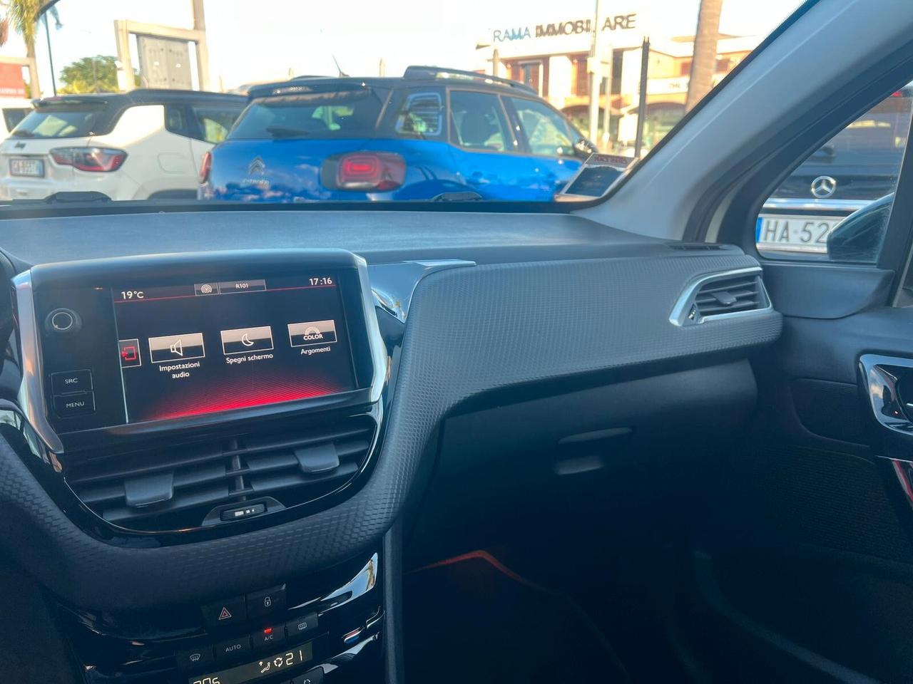 Peugeot 2008 BlueHDi 100 GT Line