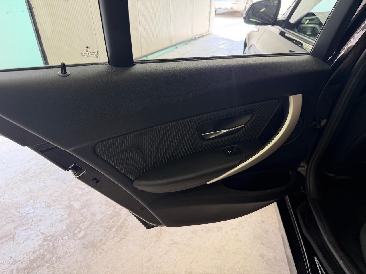 Bmw 320 320d xDrive Touring Business aut.