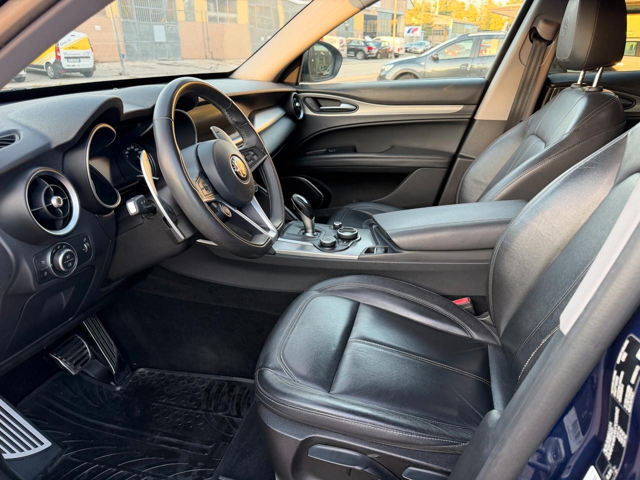 Alfa Romeo Stelvio 2.2 Turbodiesel 210 CV AT8 Q4 Super