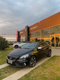 Volvo V40 D3 Geartronic R-design Momentum