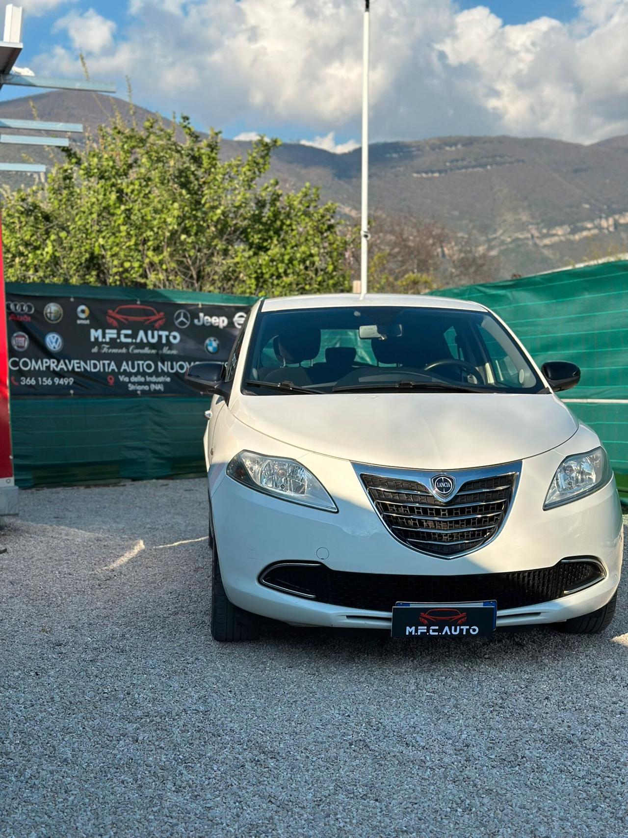 Lancia Ypsilon 1.2 69 CV 5 porte GPL Ecochic Gold