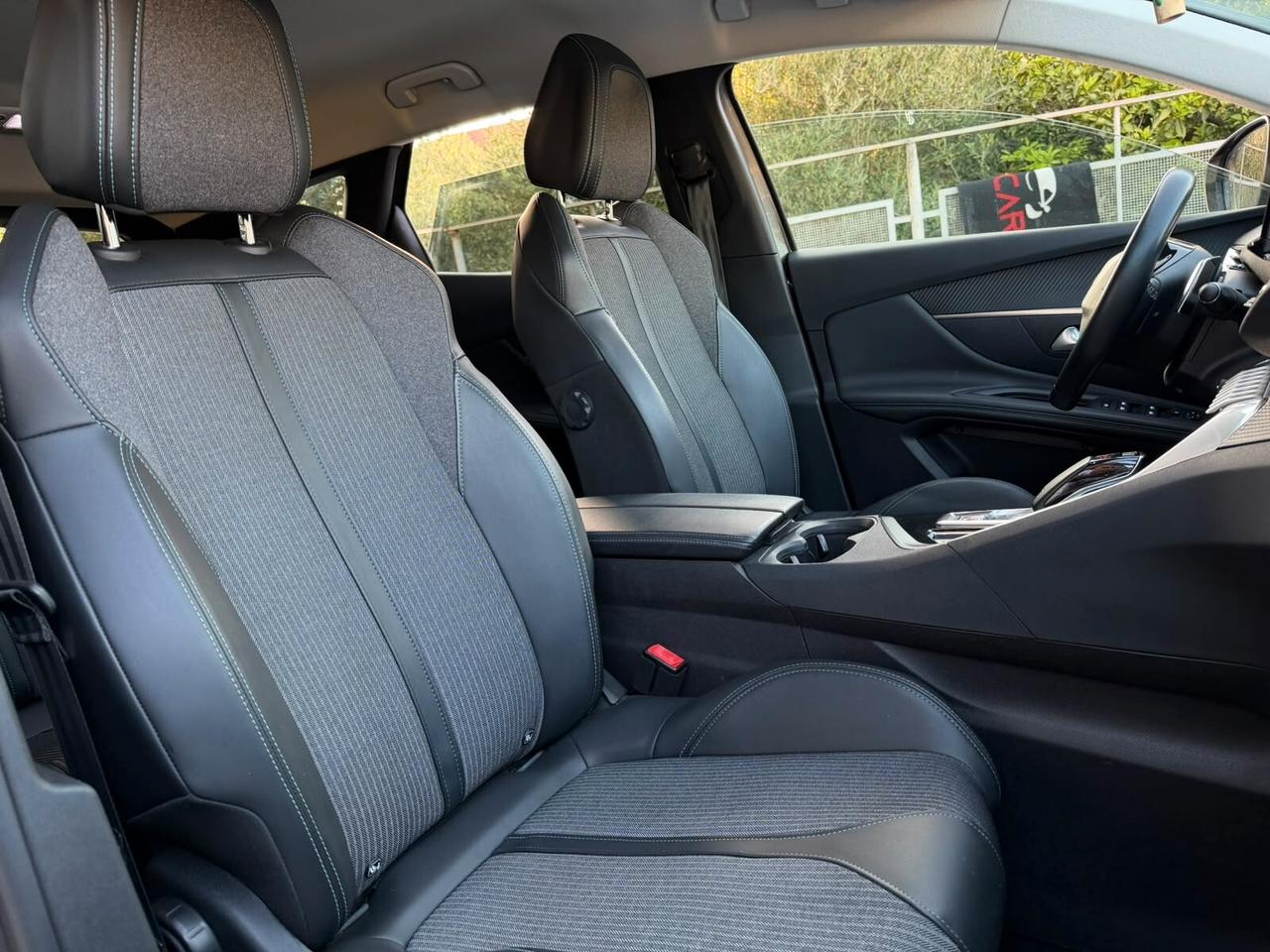 Peugeot 3008 BlueHDi 130 S&S EAT8 Allure Pack