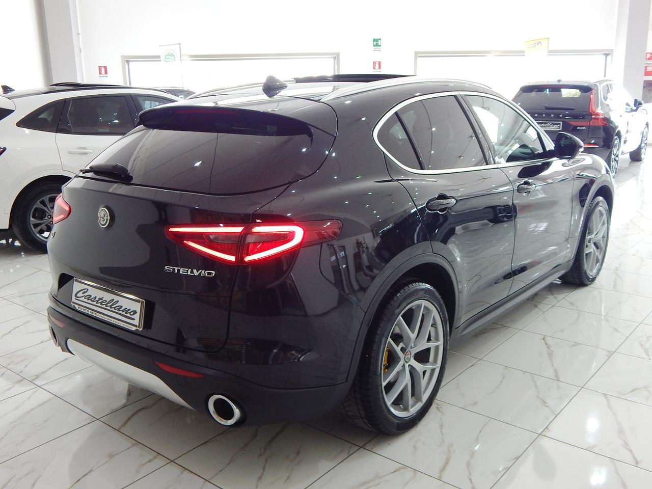 Alfa Romeo Stelvio 2.2 t Executive Q4 210cv Aut. TETTO-NAVI-PELLE-LED