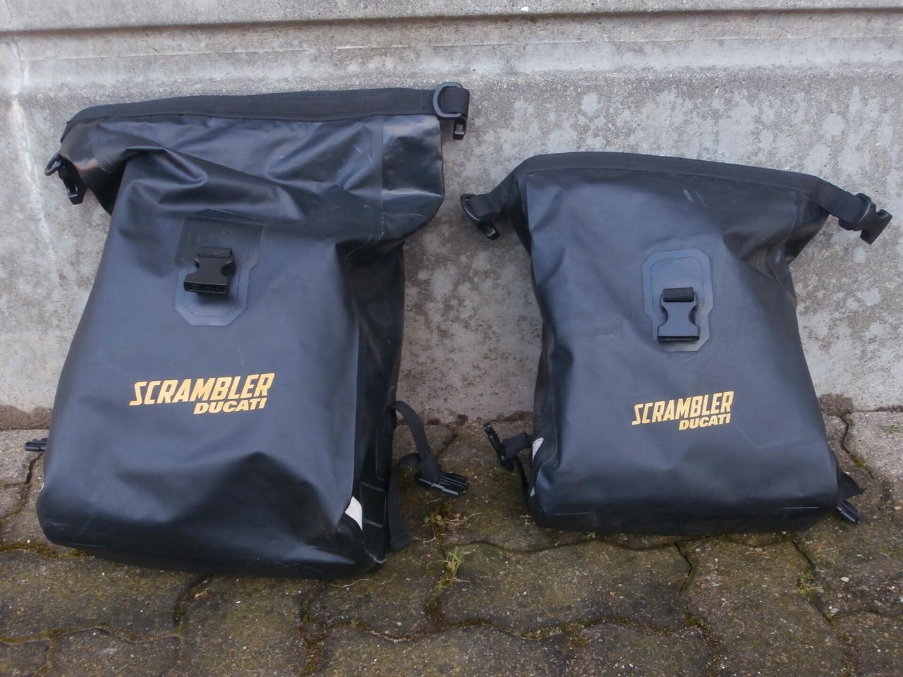 Ducati Scrambler 800 Full Throtte del 2017 PASSAGGIO ,TAGLIANDO E GARANZIA COMPRESI