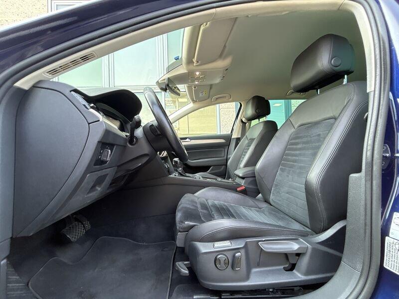Volkswagen Passat Variant 2.0 TDI 190 CV 4MOTION DSG Executive BMT