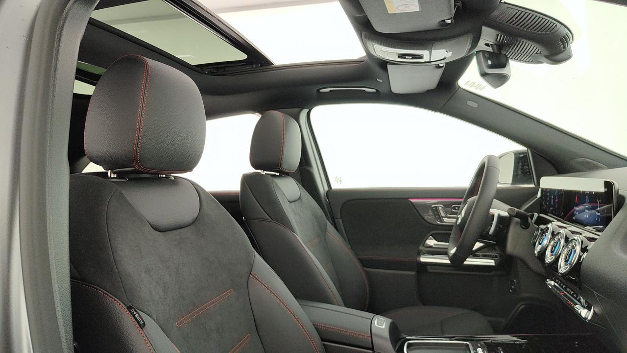 Mercedes-Benz GLA 200 d automatic