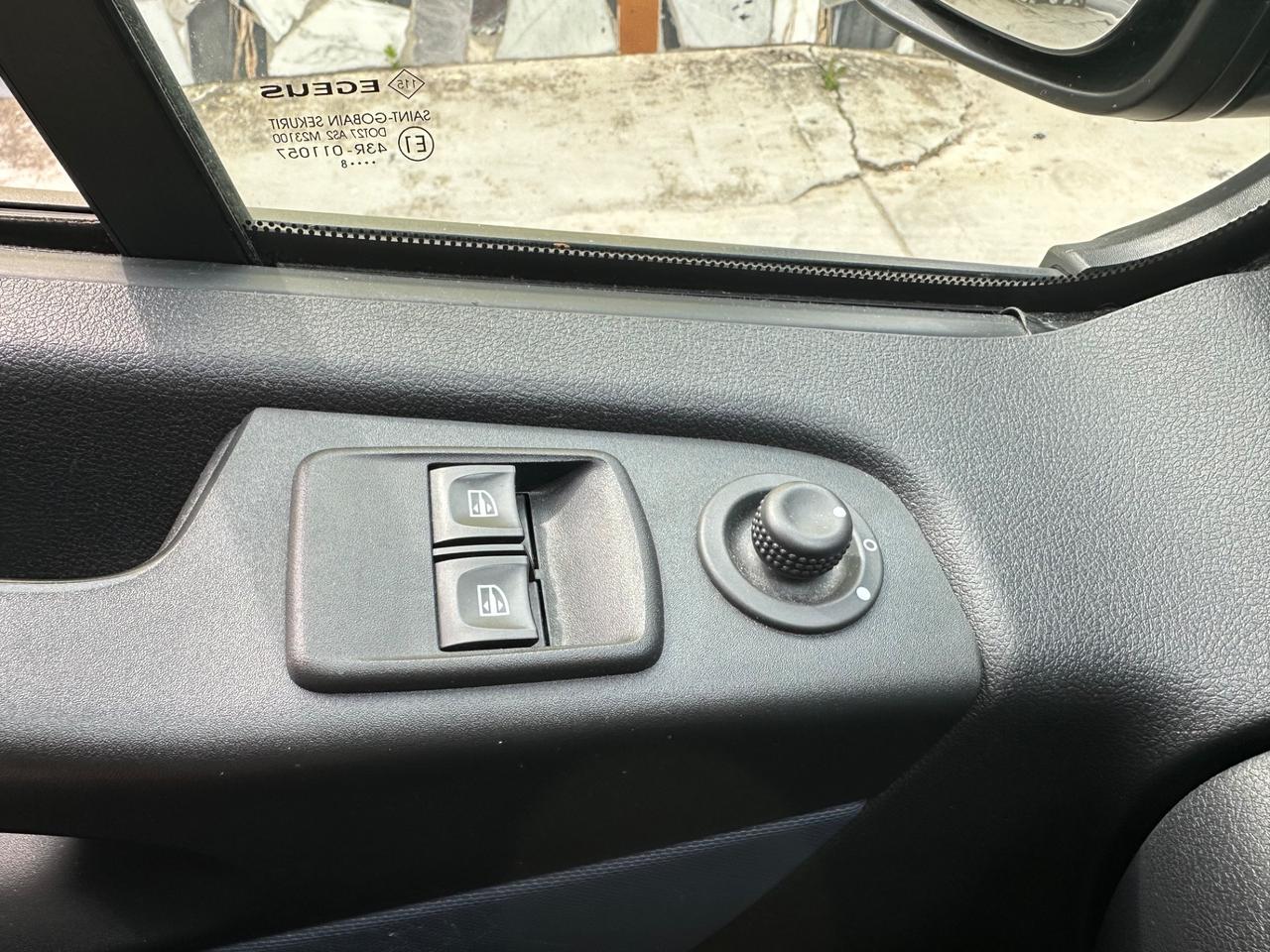 Opel Vivaro 1.6 BiTurbo 9 Posti Trasporto Disabili -2018