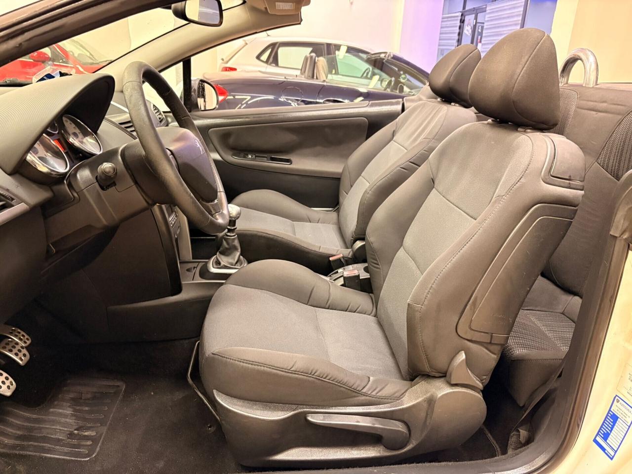 Peugeot 207 1.6 8V HDi 112CV CC Allure