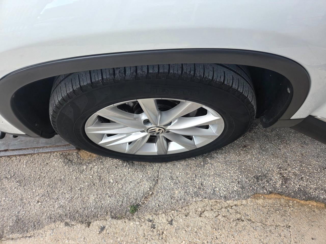 VW TIGUAN 2.0 TDI ANNO 2015 NAVI PARK ASSIST KMCERTIF