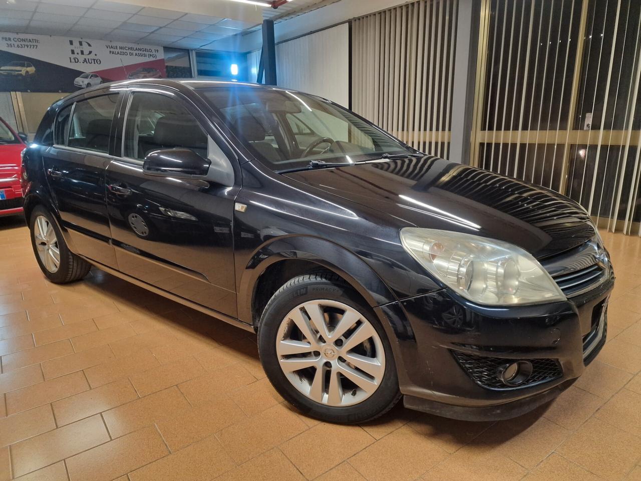 Opel Astra 1.3 CDTI 5 porte Enjoy, 97 mila chilometri