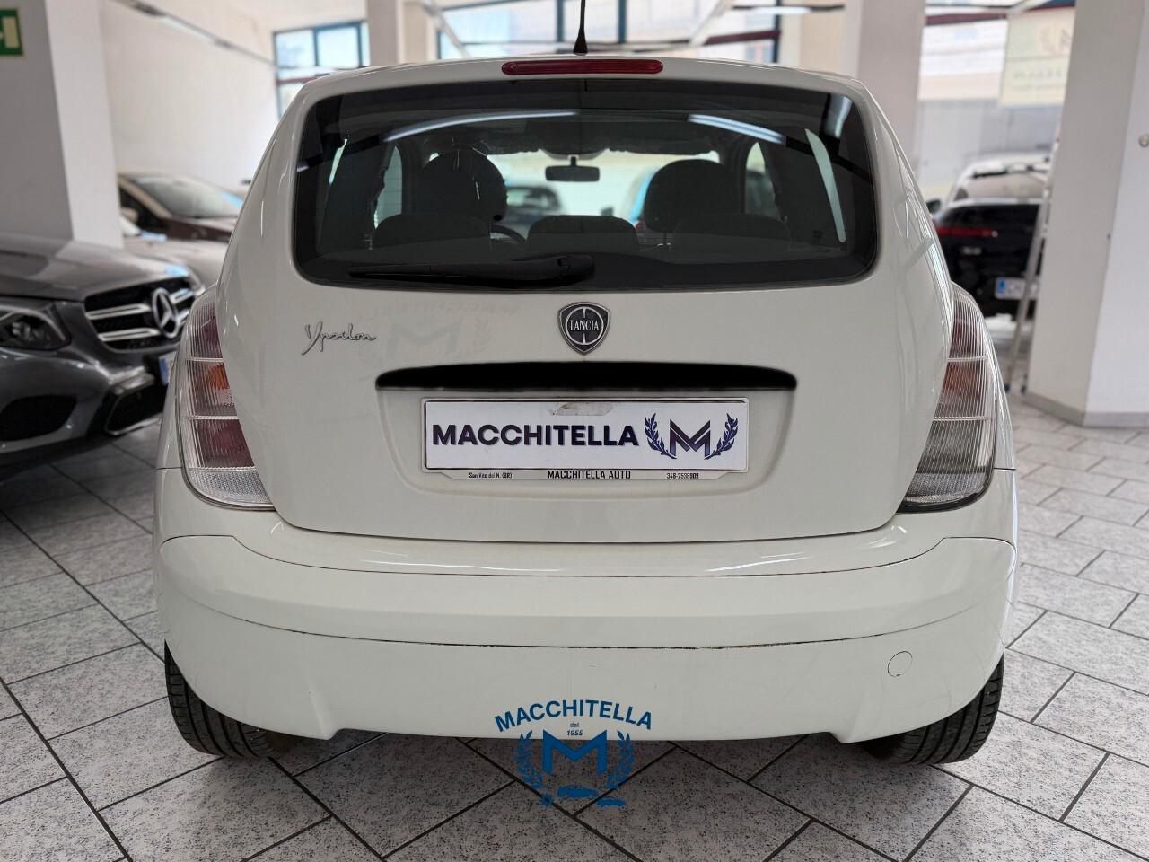Lancia Ypsilon PLATINO