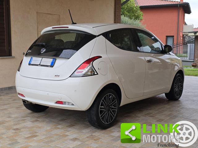 LANCIA Ypsilon 1.2 69 CV 5 porte S&S Gold