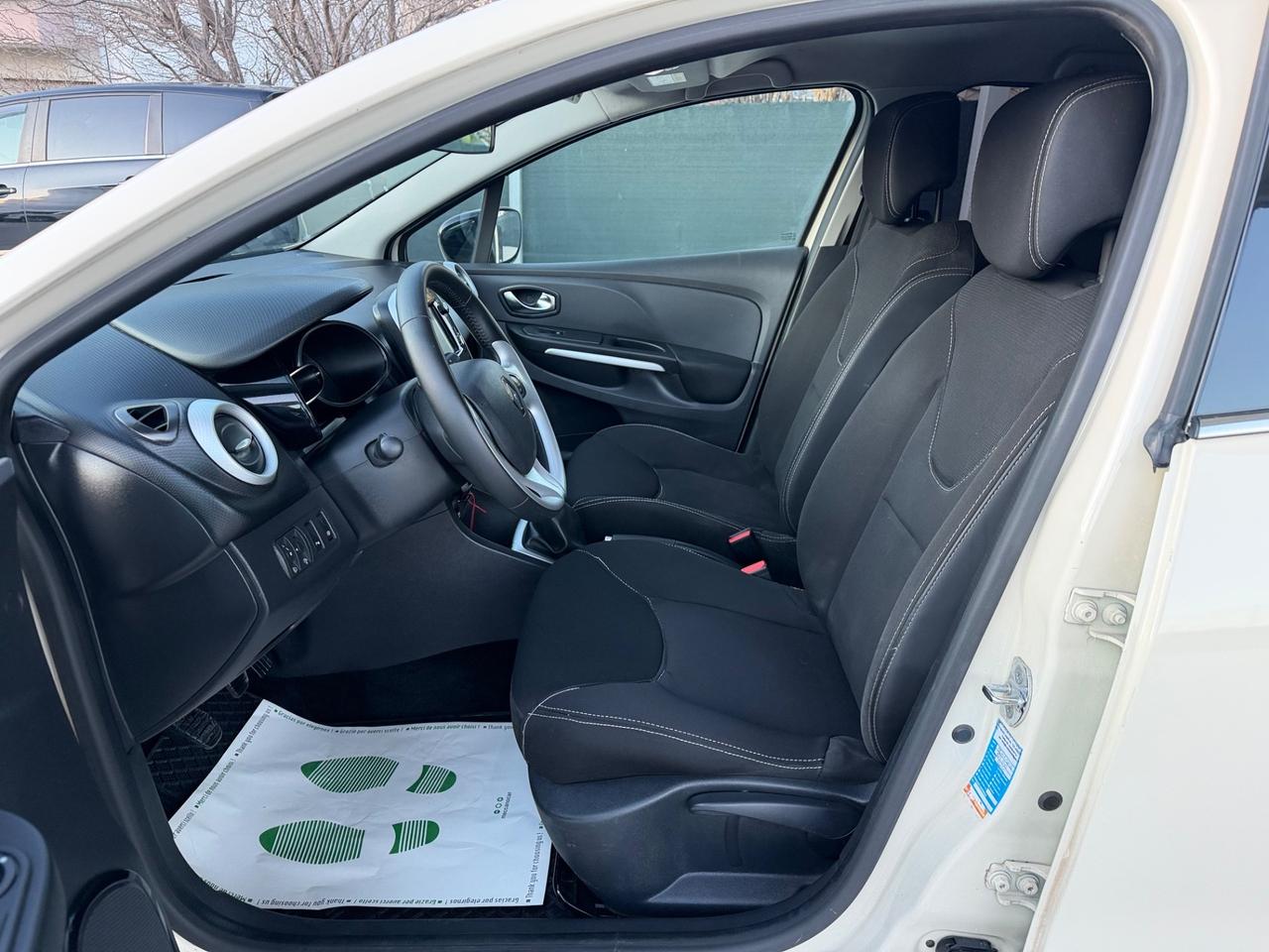 Renault Clio dCi 8V 75 CV Start&Stop 5 porte Energy Duel