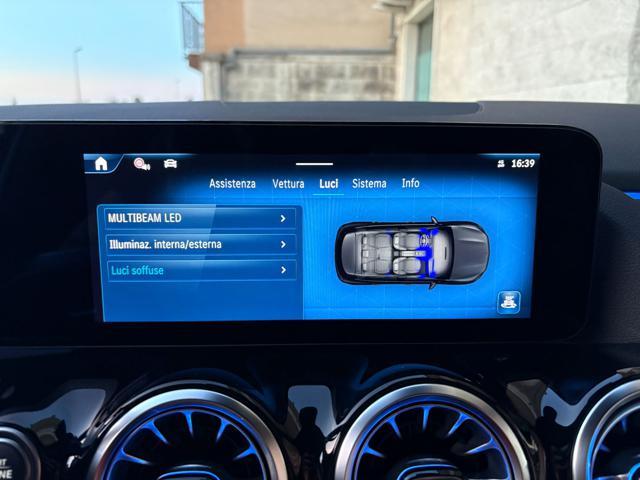 MERCEDES-BENZ GLA 200 d Automatic Premium Amg PACK NIGHT