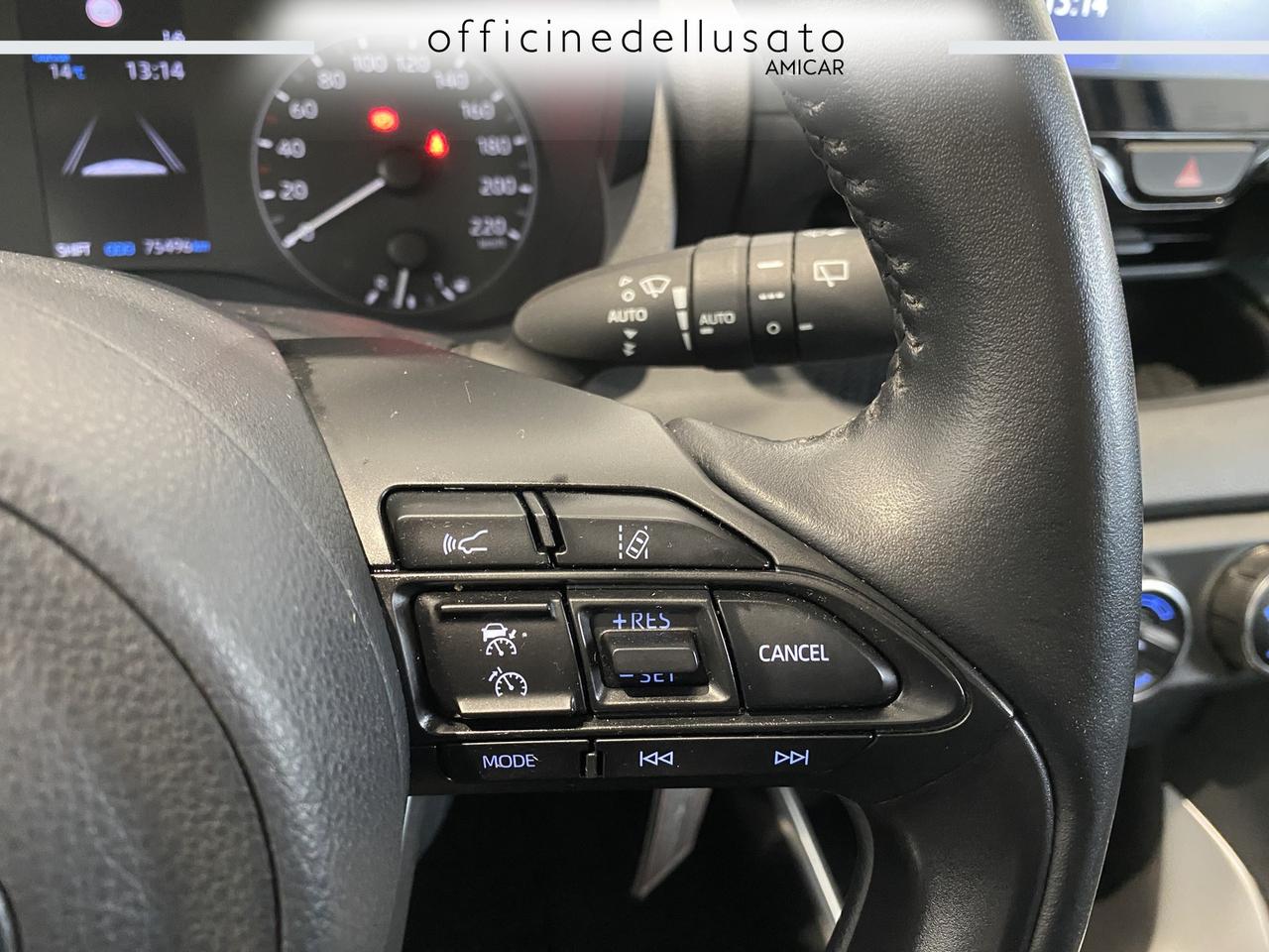 Toyota Yaris 1.0 vvt-i active