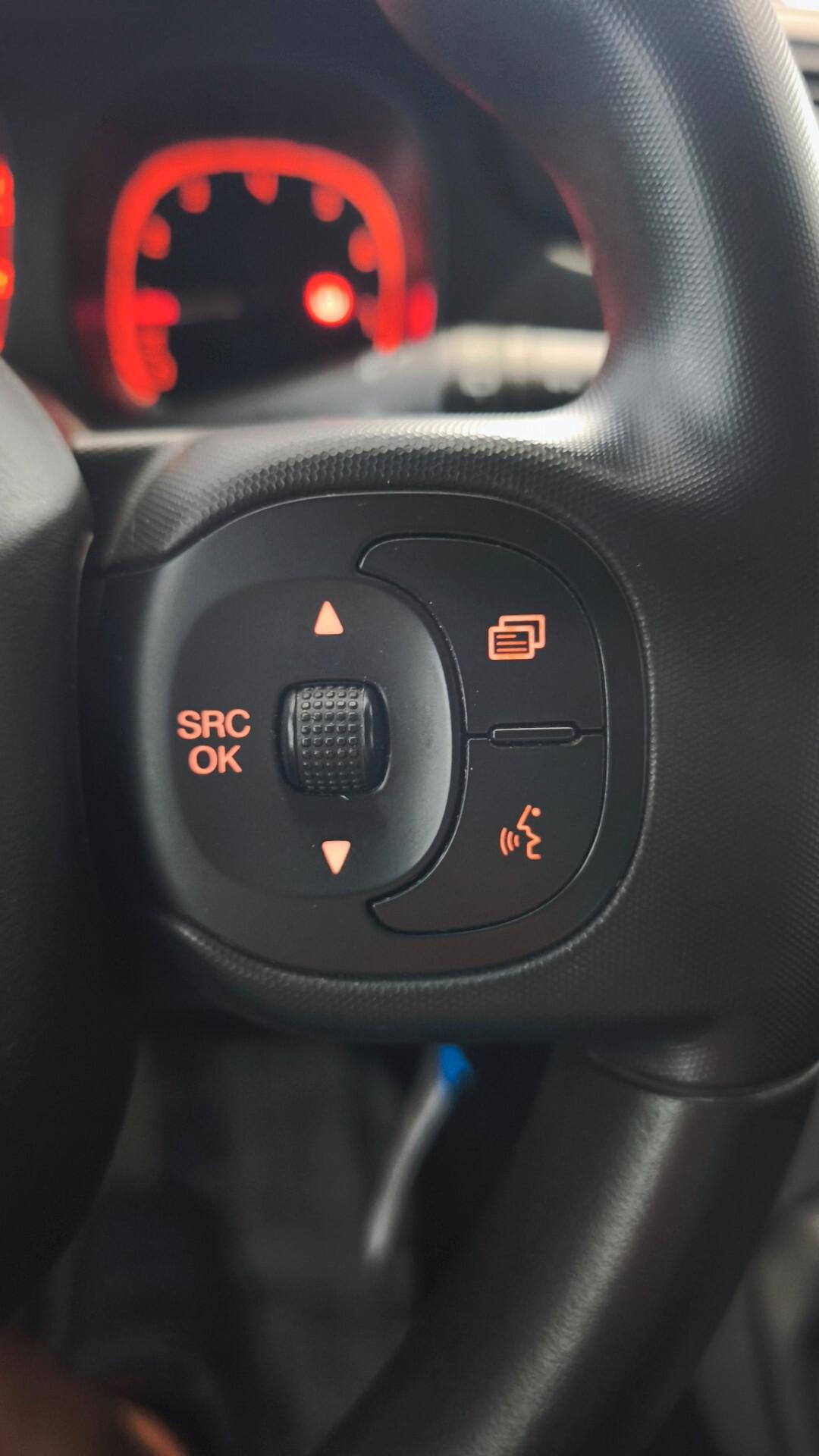Fiat Panda 1.0 FireFly S&S Hybrid City CROSS 2021