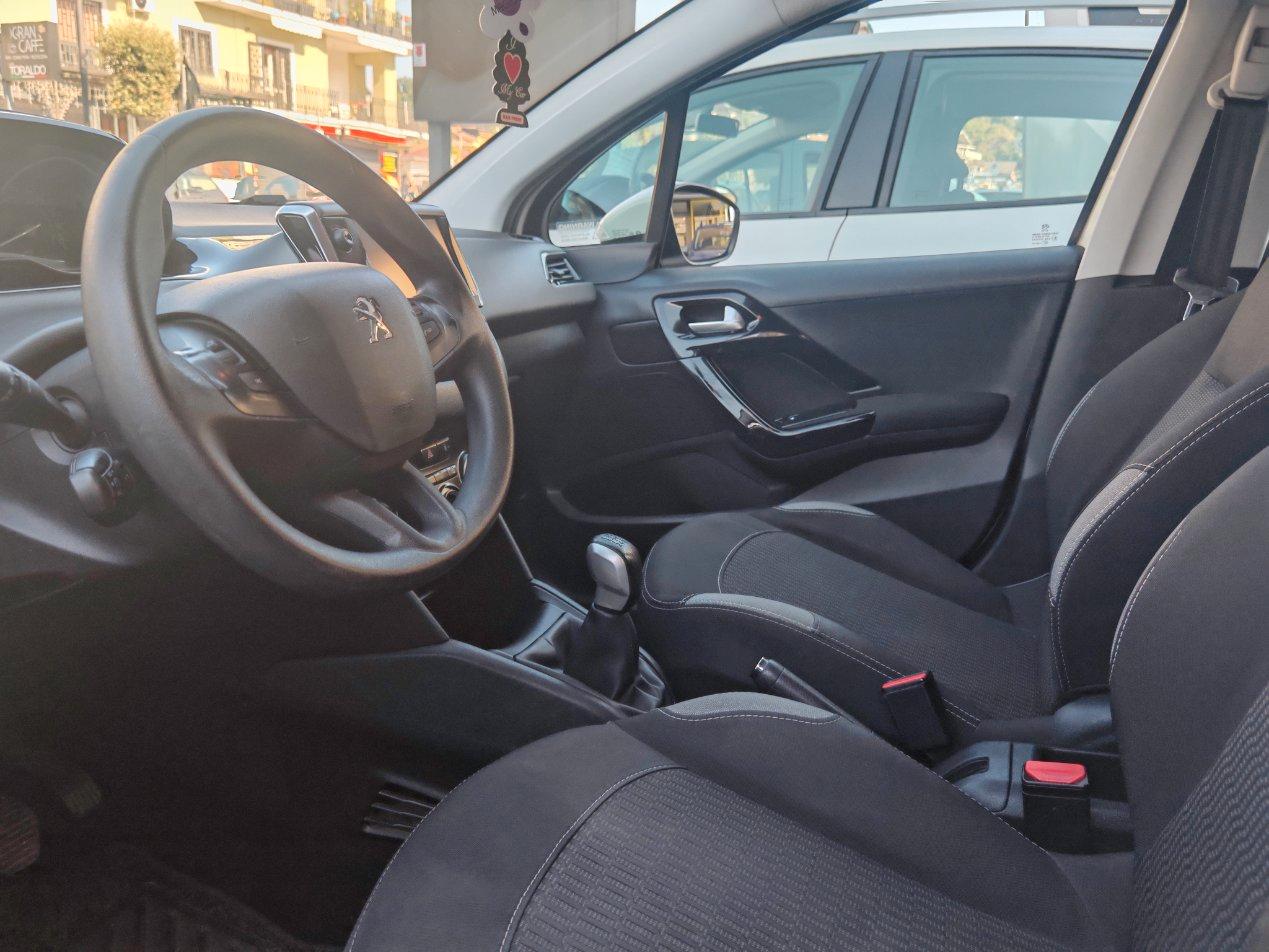 Peugeot 208 5 Porte 208 5p 1.2 puretech Active gpl 82cv