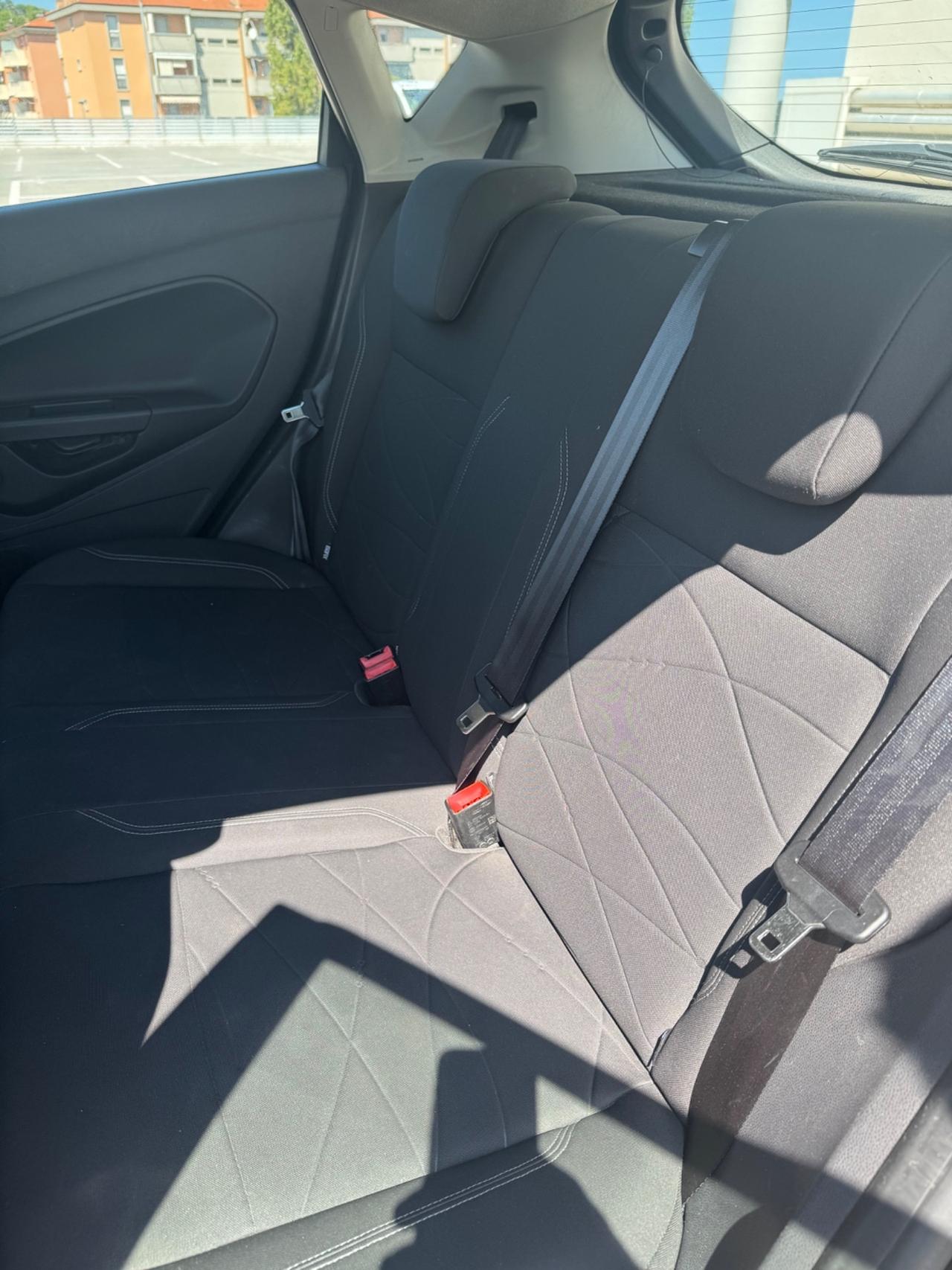 Ford Fiesta 1.4 5 porte Bz.- GPL
