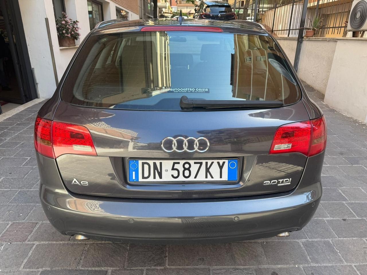 AUDI A6 3.0 V6 TDI quattro tiptronic Advanced