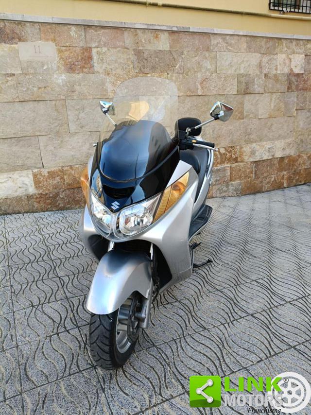 SUZUKI Burgman AN 400 S