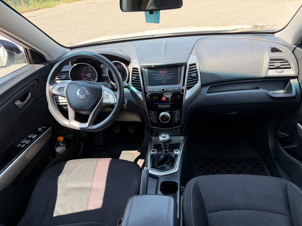 Ssangyong Tivoli 1.6d 2017 130 mila km garanzia 12 mesi