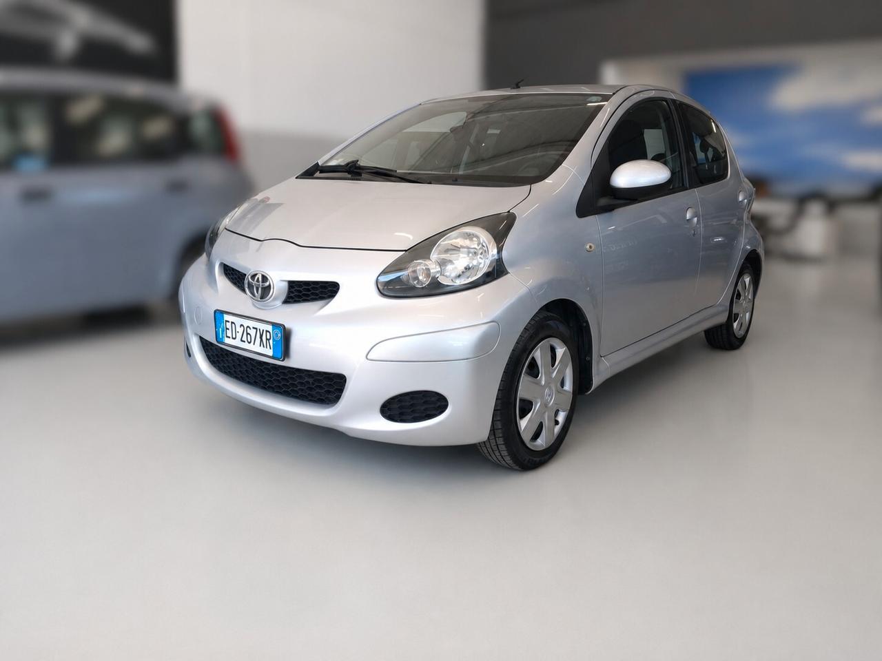 Toyota Aygo 1.0 12V VVT-i 5 porte