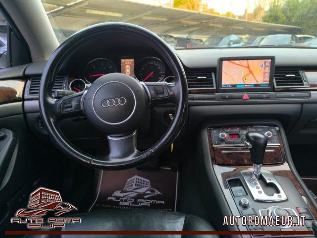 AUDI A8 3.0 V6 TDI quattro tiptronic NAVI! PDC!