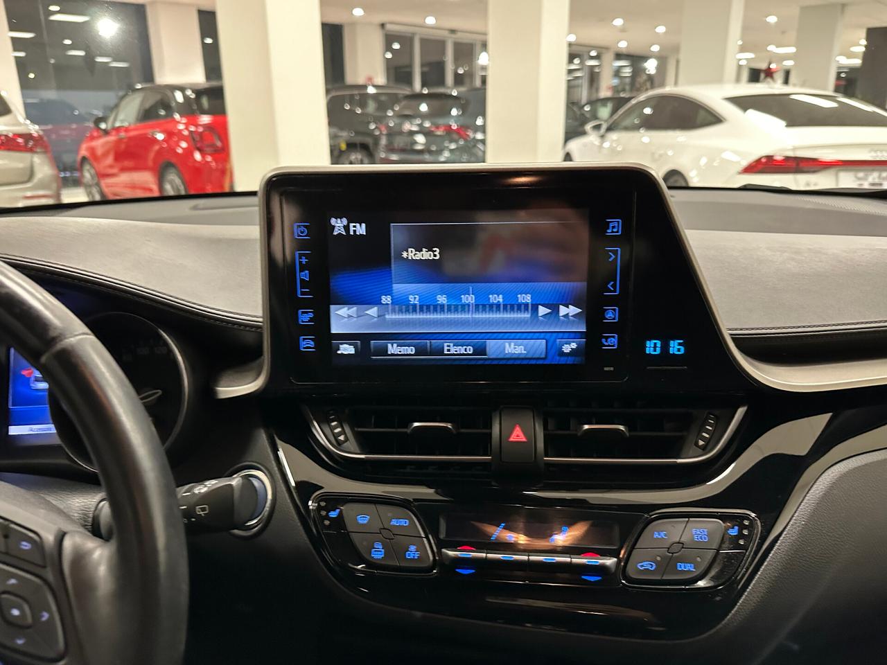 Toyota C-HR 1.8 Hybrid E-CVT Lounge - 2018