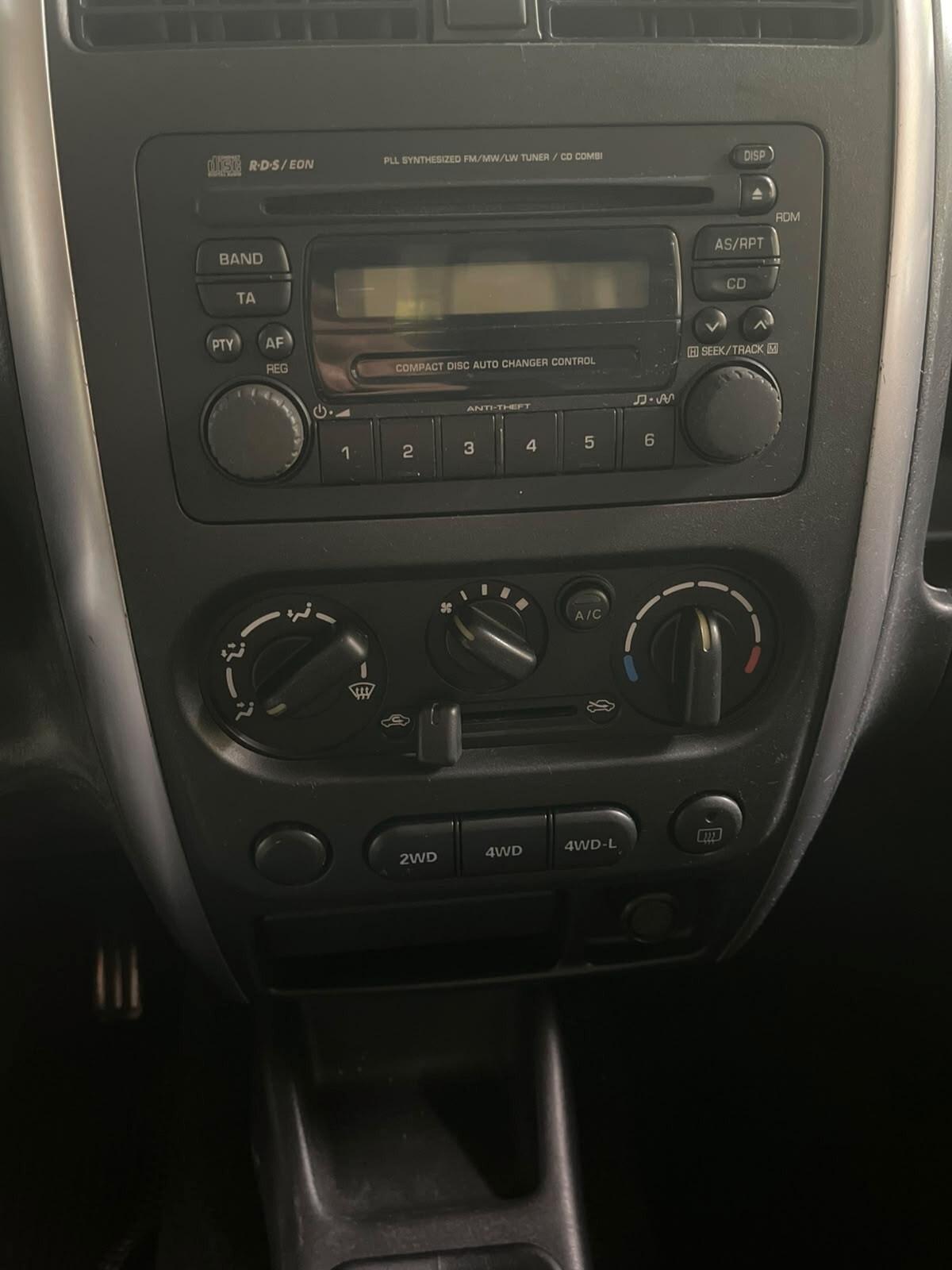 Suzuki Jimny 1.3i 16V cat 4WD JLX